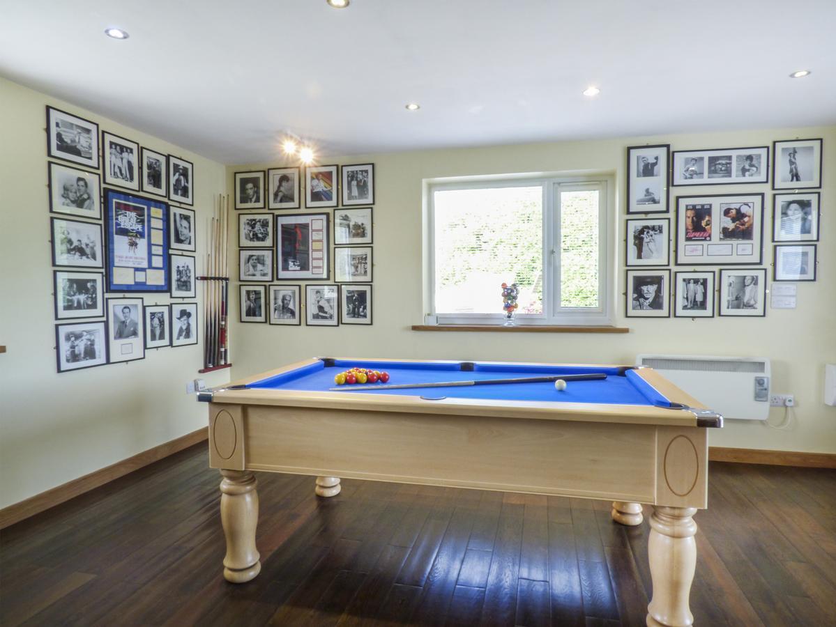 Blue Oyster Villa Мълиън Екстериор снимка